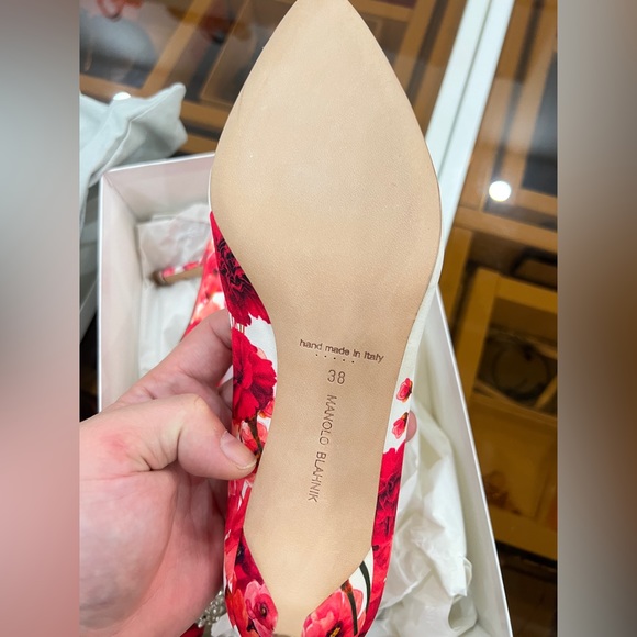 Manolo Blahnik New Size38 - Picture 5 of 5